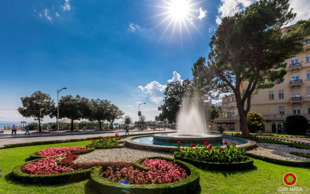 Victory Sea View Apartment