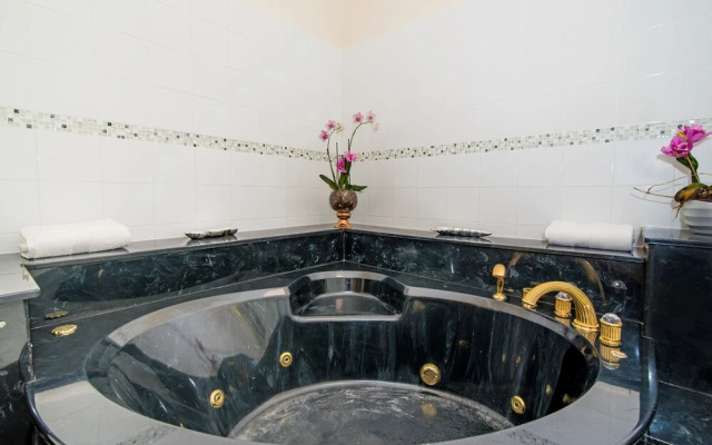 Sprat Bay Luxury Villa