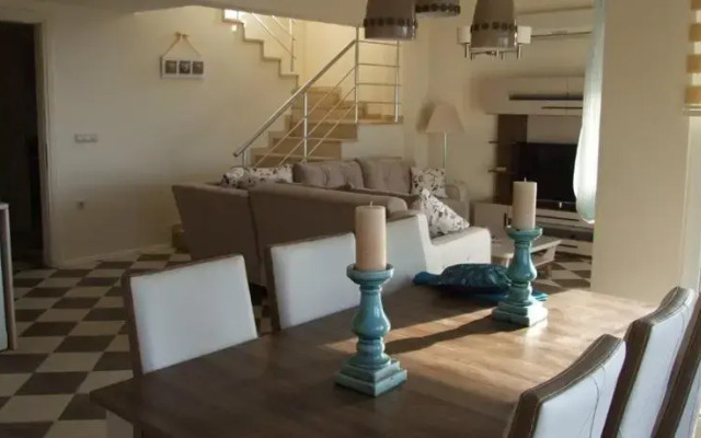 Villa Eclipse