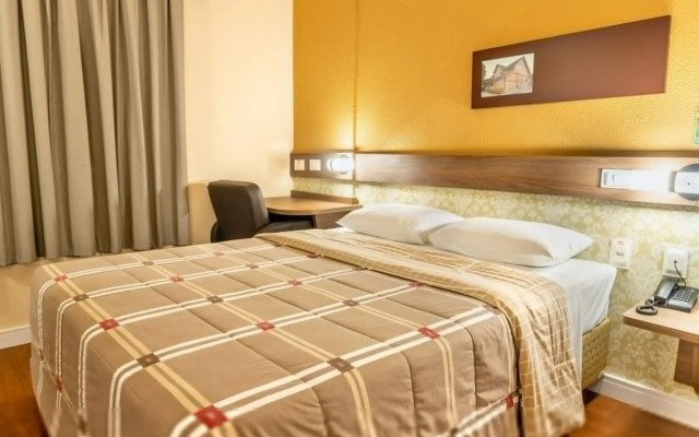 Hotel 10 Itajai