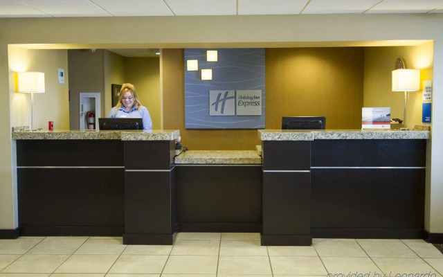 Holiday Inn Express Hotel & Suites Colby