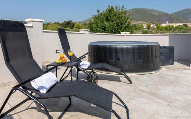 Villa Infinity