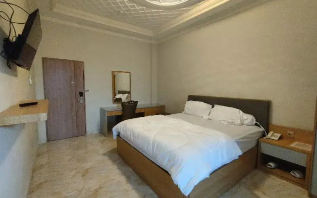 Maulidia Hotel Syariah & Convention Center By Zuzu