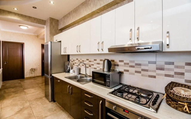 Dat Exx Apartments