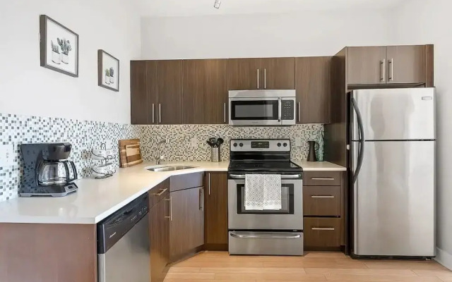 Perfect 2BR Graduate Hospital Condo