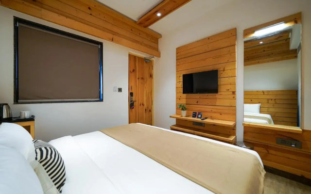 Open by Olive - Moka Hotel