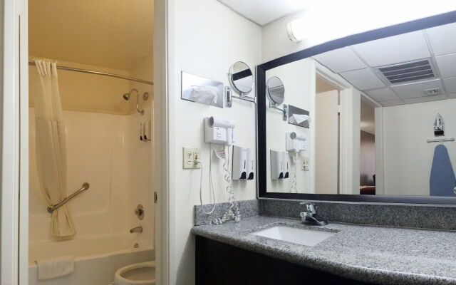 Ramada by Wyndham Mesa Downtown
