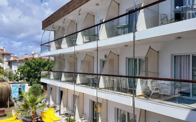Li̇zboni̇a Çeşme Otel