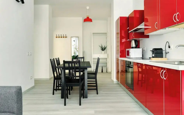 JOIVY Charming 2BR Flat near City Life