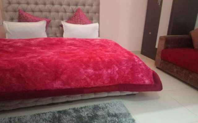 Sunflower Hostel & Hotel