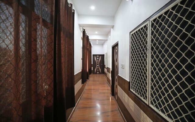 OYO 10610 Anand Guest House