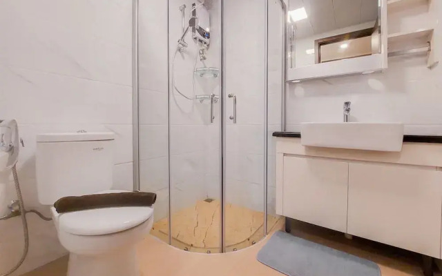 Spacious 3Br At Sky House Bsd Apartment