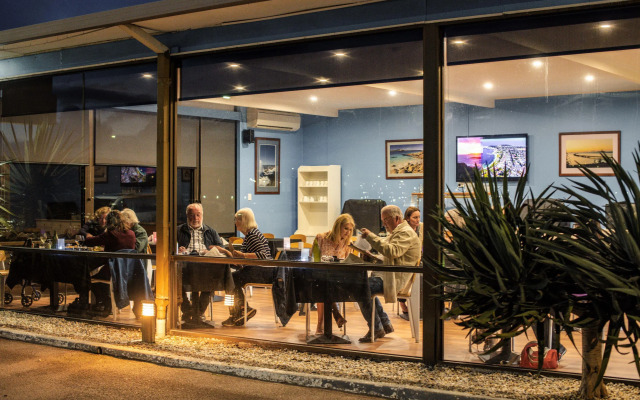 Hospitality Esperance, SureStay Collection by Best Western