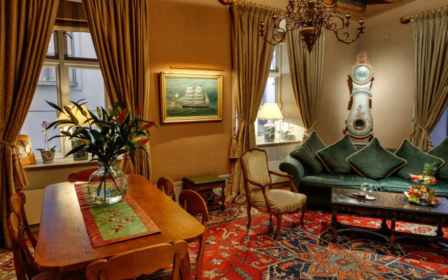 Victory Hotel