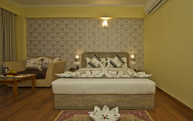 Snow Flakes Resort And Spa Centrally Heated Luxury Resort