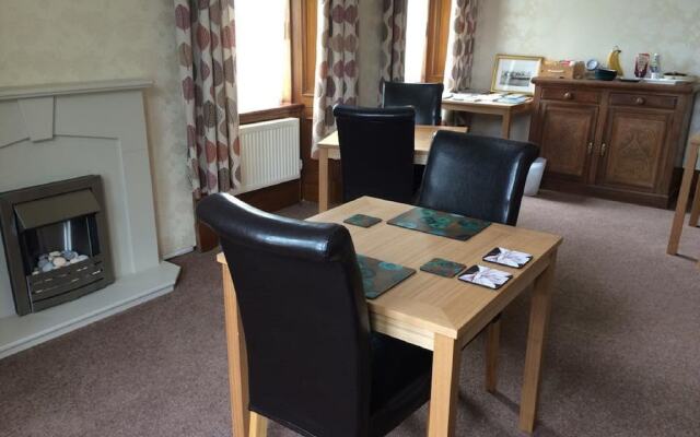 Fernlea Guest House