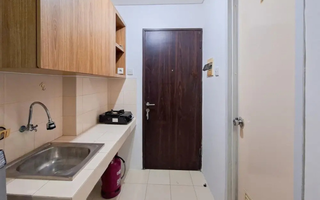 Studio Near Teras Kota Bsd At Serpong Greenview Apartment