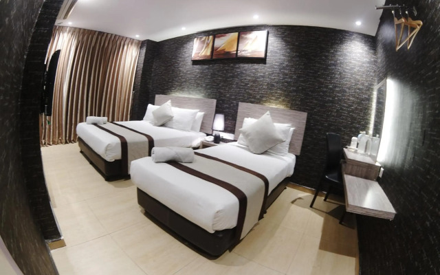 HereHotel