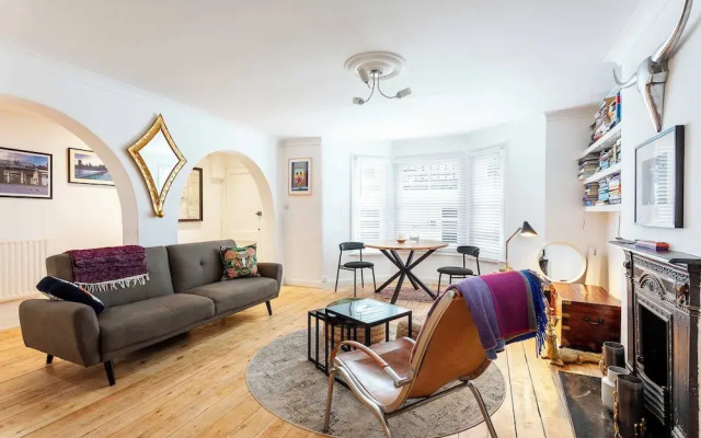 Quaint Fulham Retreat: Cozy 1-bedroom Pied-à-terre