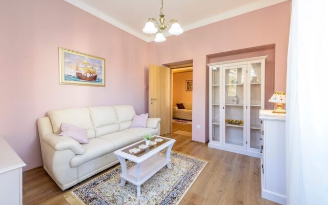 Kike's Apartment