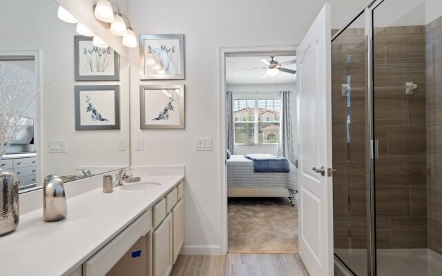 Sr_924r Splendid Solterra 12 Bedroom Home