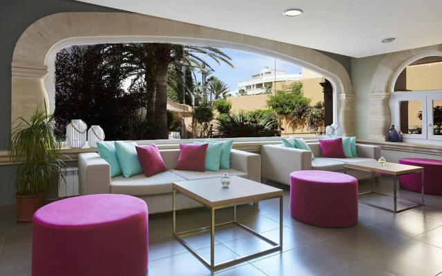 Universal Hotel Cabo Blanco - Adults Only