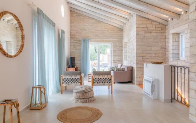 Villa Jacaranda by MediterraneanVillas