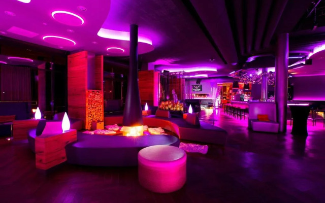 TheHotel (Adults only)