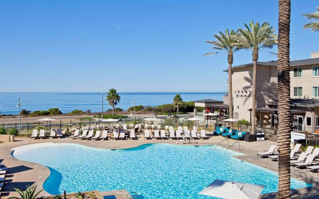 Cape Rey Carlsbad Beach, a Hilton Resort & Spa