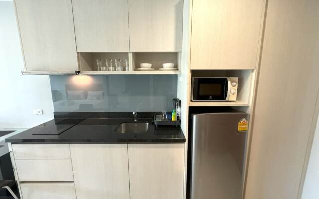 Studio with washer and WiFi in Rawai