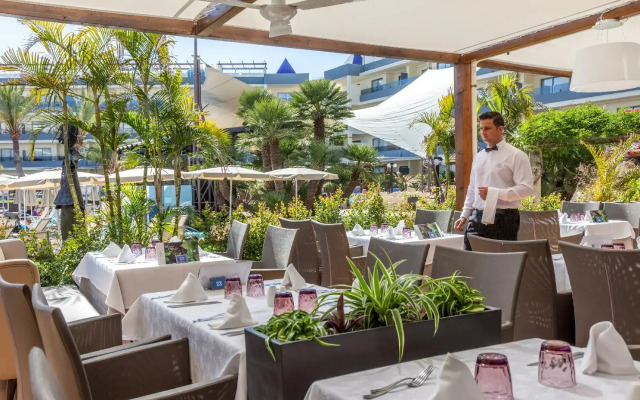 Viva Palma Nova Aparthotel