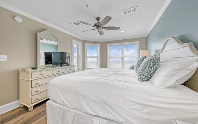 Crystal Dunes 405