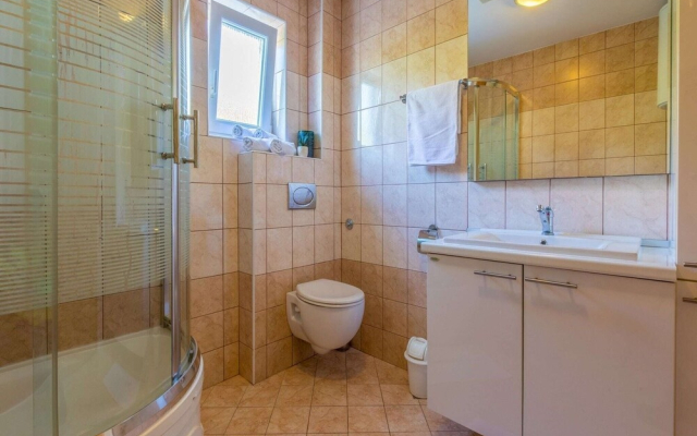 Lavish Apartment in Crikvenica With Sea View