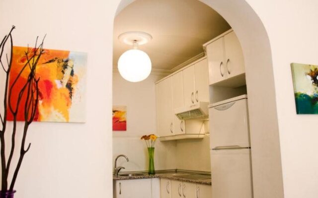 Dana Madrid Apartamentos