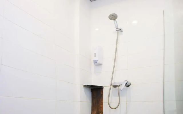 ZEN Hostel Juanda Airport