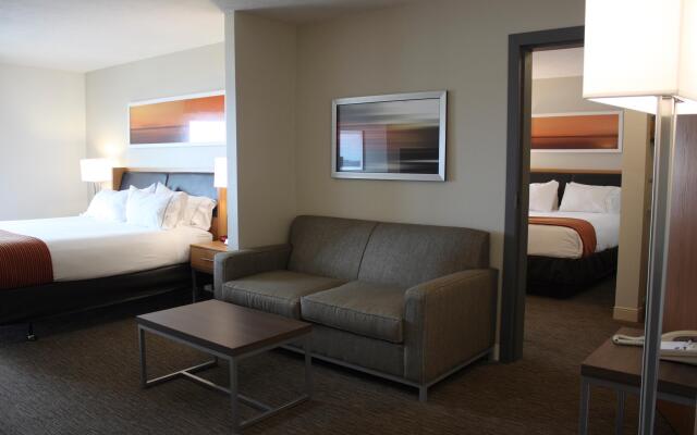 Holiday Inn Express Munising-Lakeview by IHG
