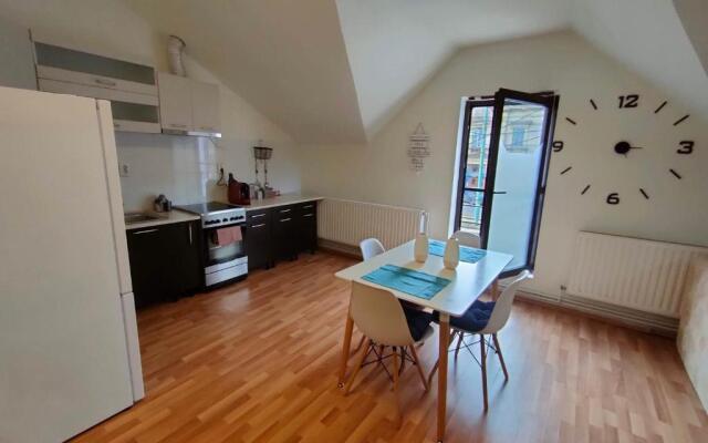 Iosefin House Studio