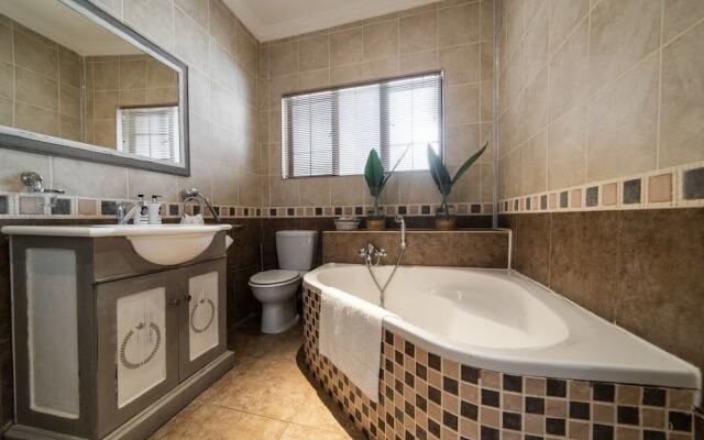 Solo Gracia Guest House