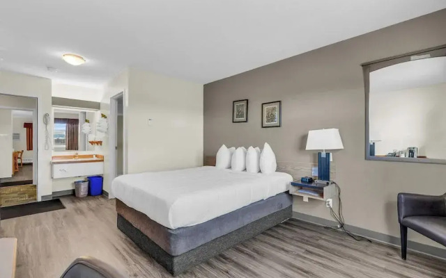 Woodland Inn Meadow Lake