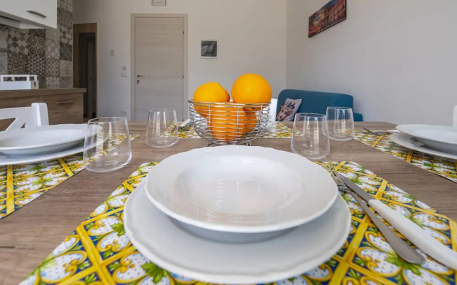 Smeraldo Apartment On Sea Shore