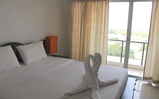 Chatkaew Hill & Residence