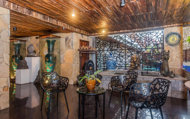 ZEN Rooms Raya Kuta Joger