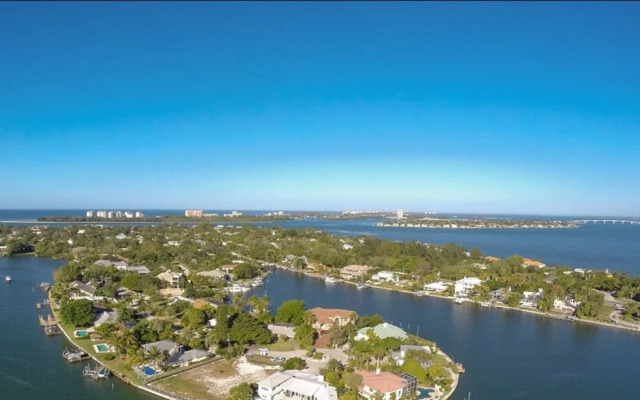 Siesta Key 12 - 4 Br Home
