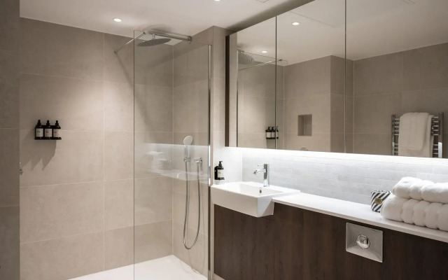 Cove Landmark Pinnacle