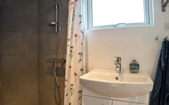 6 Person Holiday Home in Thyholm