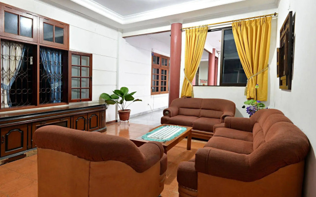 ZEN Rooms Villa Duta