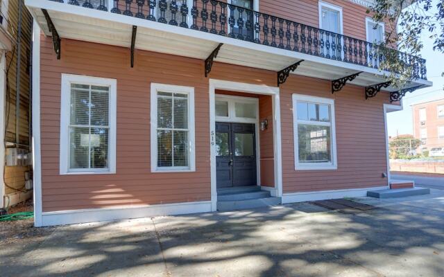 Gallery Stays - Parkside Manor