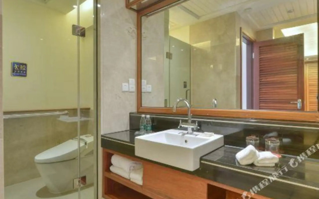 Zhujiang Crystal Hotel