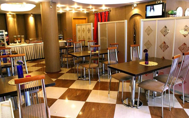 Leonardo Hotel