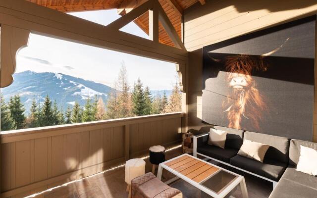 Designferienhaus Luxus Bergchalet XXL Ski In-Out Snow Space Wagrain Flachau